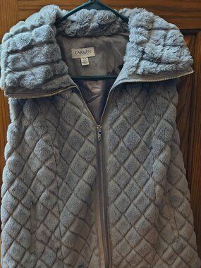 Carmen Velvet Puffer (silver)